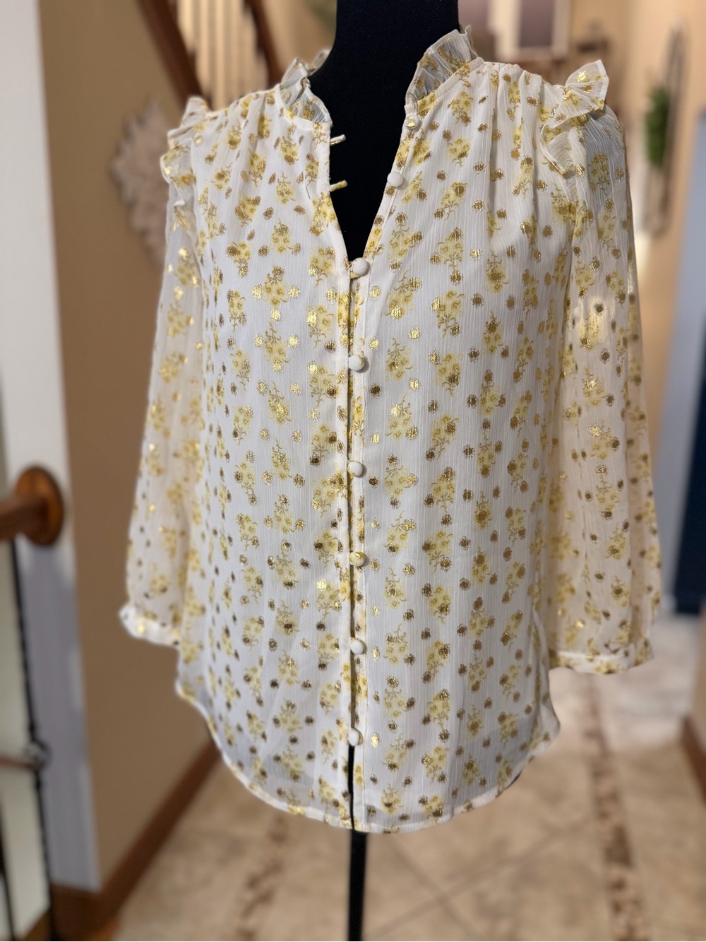 LC Lauren Conrad Gold Floral Metallic Ruffle Blouse Size Small NWT